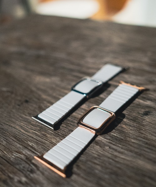 zandy(ズィーアンドワイ)の「zandy ズィー・アンド・ワイ / Apple Watch【マグネットシリコンバンド】アップルウォッチバンド マグネットバックル /// silicone1(デジタル腕時計・メンズ・パープル/オリーブ/ピンク/シルバー/ライトグレー/ホワイト×ブラック/ブラック×ホワイト/ブラック×ブラック/ピンクゴールド/ブラック×シルバー/ブラック×ゴールド/ホワイト×シルバー/ホワイト×ゴールド・S/M)」の4枚目の写真