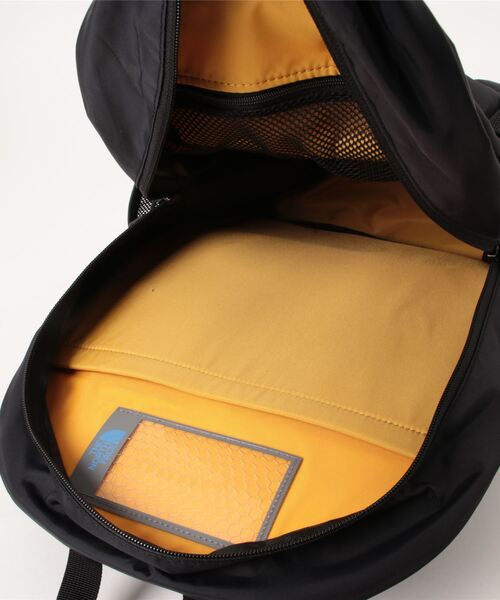 THE NORTH FACE（ザノースフェイス）の「THE NORTH FACE/ザ・ノース・フェイス/K ROUNDY/キッズ　ラウンディー/KIDS/ｷｯｽﾞ/NMJ72310/K ROUNDY（バックパック/リュック・キッズ・ブラック/ベージュ/ブルー/ピンク・FREE）」の8枚目の写真