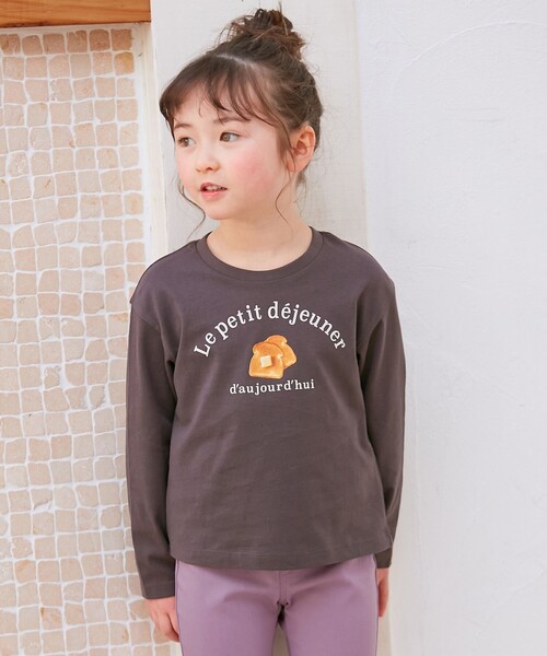 ANY(エニィ)の「アートモチーフ 長袖 Tシャツ(Tシャツ/カットソー・キッズ・アイボリー系/ピンク系/グレー系/サックスブルー系/ライトグリーン系・110/100/120/130/90)」の2枚目の写真