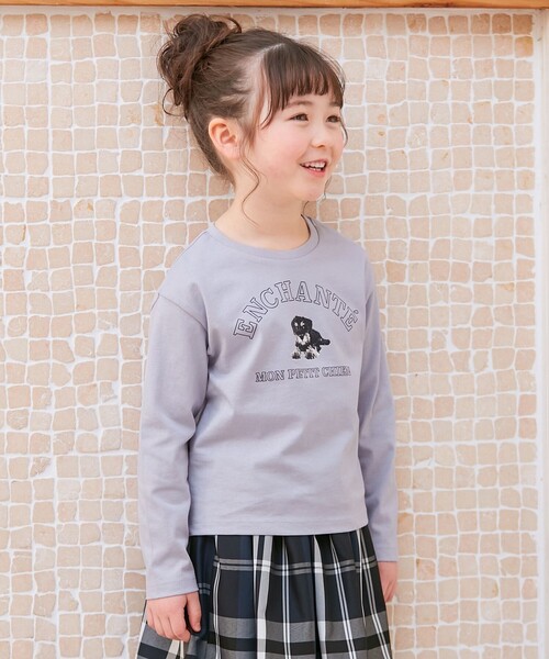 ANY(エニィ)の「アートモチーフ 長袖 Tシャツ(Tシャツ/カットソー・キッズ・アイボリー系/ピンク系/グレー系/サックスブルー系/ライトグリーン系・110/100/120/130/90)」の1枚目の写真
