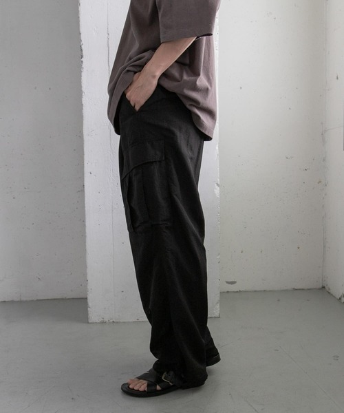 FORK&SPOON（フォークアンドスプーン）の「FORK&SPOON　ナイロンカーゴパンツ（カーゴパンツ・メンズ・ブラック/ベージュ・5/4）」の13枚目の写真