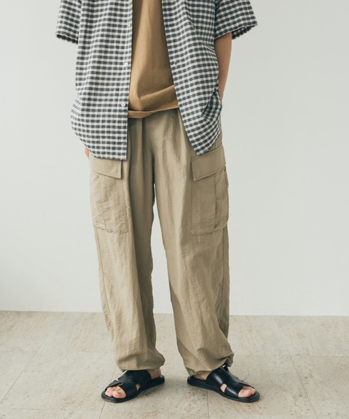 FORK&SPOON（フォークアンドスプーン）の「FORK&SPOON　ナイロンカーゴパンツ（カーゴパンツ・メンズ・ブラック/ベージュ・5/4）」の21枚目の写真