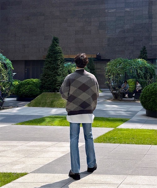 ASCLO（エジュクロ）の「【THE KLOBAL STAGE 韓国アイドル着用】ASCLO +5cm Sand Brush Denim Pants（デニムパンツ・メンズ・ブルー・SMALL/MEDIUM/LARGE）」の12枚目の写真