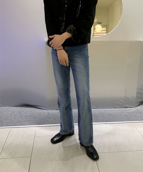 ASCLO（エジュクロ）の「【THE KLOBAL STAGE 韓国アイドル着用】ASCLO +5cm Sand Brush Denim Pants（デニムパンツ・メンズ・ブルー・SMALL/MEDIUM/LARGE）」の6枚目の写真
