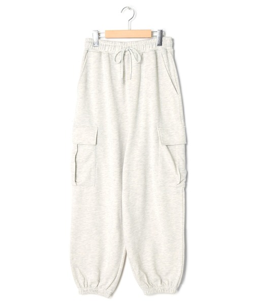 w closet(ダブルクローゼット)の「【セットアップ対応】スウェットカーゴパンツ(スウェットパンツ・レディース・アイボリー/ラベンダー/オートミール・FREE)」の12枚目の写真