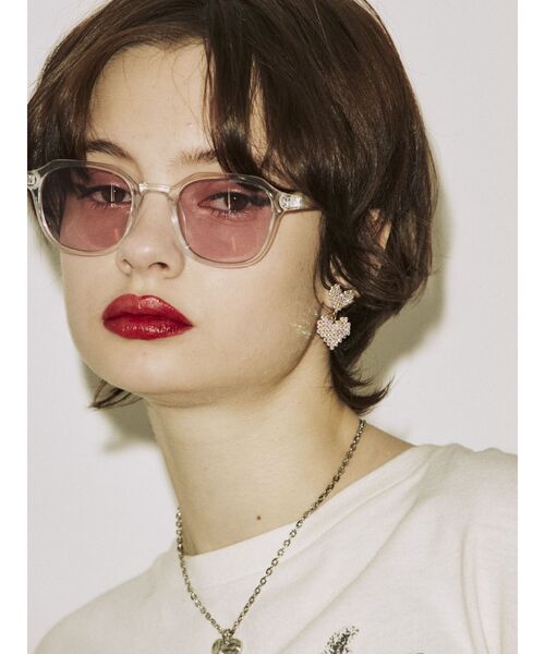 jouetie（ジュエティ）の「カラーレンズサングラス（サングラス・レディース・イエロー/レッド/ピンク/ブルー・FREE）」の3枚目の写真