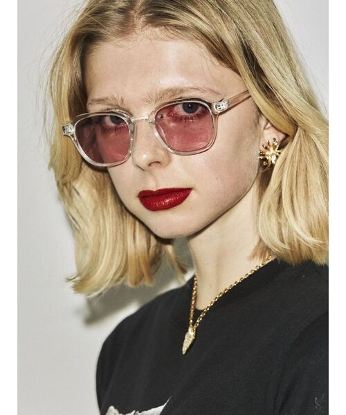 jouetie（ジュエティ）の「カラーレンズサングラス（サングラス・レディース・イエロー/レッド/ピンク/ブルー・FREE）」の7枚目の写真