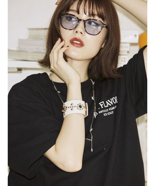 jouetie（ジュエティ）の「カラーレンズサングラス（サングラス・レディース・イエロー/レッド/ピンク/ブルー・FREE）」の9枚目の写真