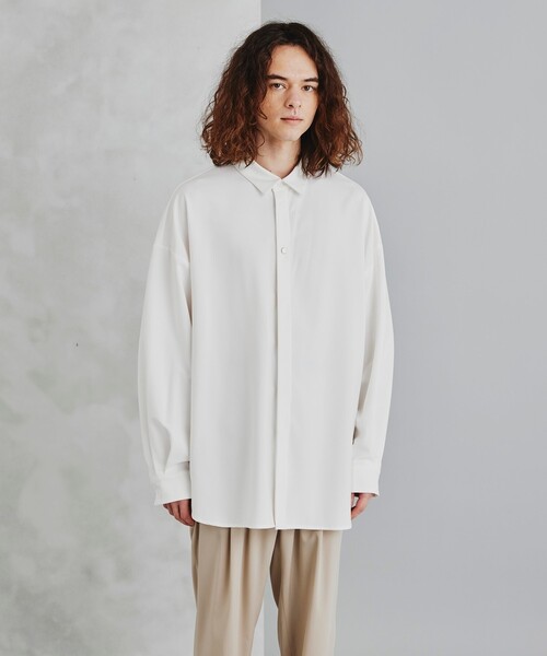 tk.TAKEO KIKUCHI（ティーケータケオキクチ）の「【WEB限定】ビッグサイズシャツ（シャツ/ブラウス・メンズ・ピンク系/ブルー/グレー/ホワイト/チャコールグレー/ブラック/ワインレッド/ブラウン系その他/ブルー系その他・01/02/03）」の2枚目の写真