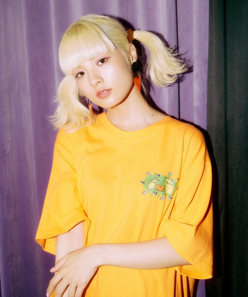 PUNYUS（プニュズ）の「I'm HomeビッグＴシャツ（Tシャツ/カットソー・レディース・ピンク/ホワイト/オレンジ/カーキ・3/4）」の4枚目の写真