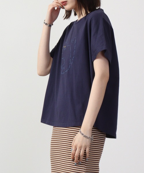 Emago（イマゴ）の「EMAGO ロゴネコ刺繍ドルマンT 半袖（Tシャツ/カットソー・レディース・ホワイト×グレー/レッド/ネイビー・FREE）」の14枚目の写真