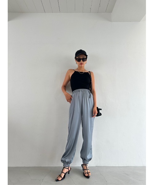 TRUNC(トランクエイティーエイト)の「Satin Parachute Pants(その他パンツ・レディース・アイボリー/グレー/ブラック・FREE)」の22枚目の写真