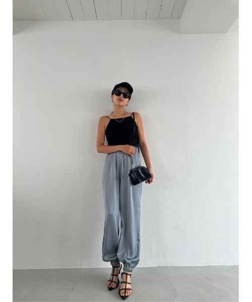 TRUNC(トランクエイティーエイト)の「Satin Parachute Pants(その他パンツ・レディース・アイボリー/グレー/ブラック・FREE)」の19枚目の写真