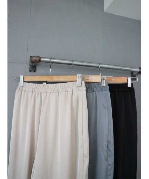 TRUNC(トランクエイティーエイト)の「Satin Parachute Pants(その他パンツ・レディース・アイボリー/グレー/ブラック・FREE)」の12枚目の写真