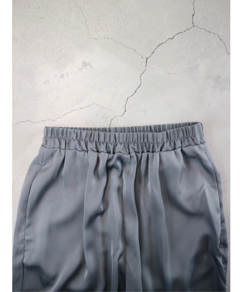 TRUNC(トランクエイティーエイト)の「Satin Parachute Pants(その他パンツ・レディース・アイボリー/グレー/ブラック・FREE)」の6枚目の写真