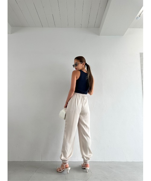 TRUNC(トランクエイティーエイト)の「Satin Parachute Pants(その他パンツ・レディース・アイボリー/グレー/ブラック・FREE)」の16枚目の写真