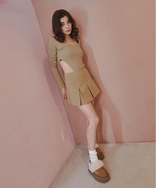 BLONDEY（ブロンディ）の「プリーツミニスカート（スカート・レディース・チャコールグレー/ベージュ・SMALL/MEDIUM）」の17枚目の写真