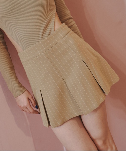 BLONDEY（ブロンディ）の「プリーツミニスカート（スカート・レディース・チャコールグレー/ベージュ・SMALL/MEDIUM）」の13枚目の写真