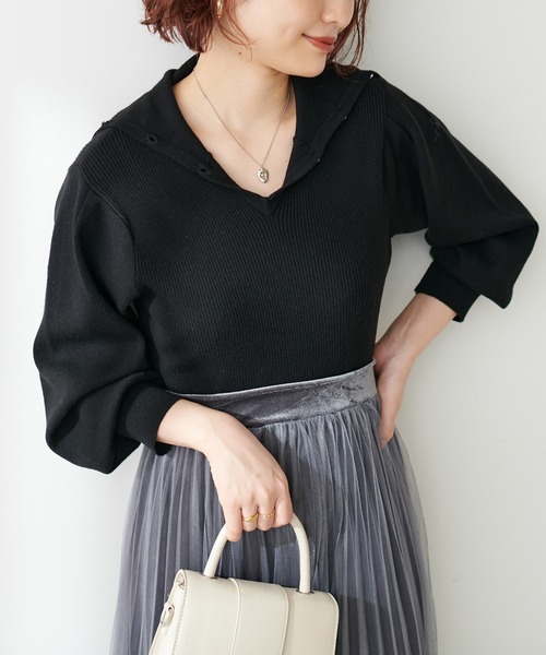 natural couture(ナチュラルクチュール)の「WEB限定/osono衿にもなる2WAYパールタートル(ニット/セーター・レディース・オフホワイト/ブラック/サックスブルー/モカ・FREE)」の13枚目の写真