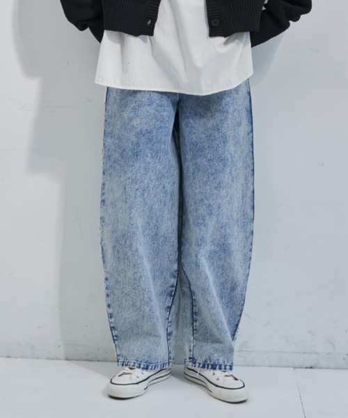 Libra Cue(リブラ キュー)の「加工デニムパンツ(デニムパンツ・レディース・ライトブルー・1)」の1枚目の写真
