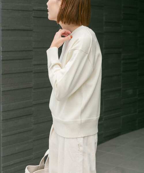 FORK&SPOON(フォークアンドスプーン)の「『洗濯可』FORK&SPOON ウーステッドヤーンクルーネックニット(ニット/セーター・レディース・ブルー系その他/レッド/ブラック系その他/アイボリー・1)」の7枚目の写真