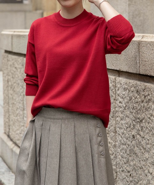 FORK&SPOON(フォークアンドスプーン)の「『洗濯可』FORK&SPOON ウーステッドヤーンクルーネックニット(ニット/セーター・レディース・ブルー系その他/レッド/ブラック系その他/アイボリー・1)」の22枚目の写真