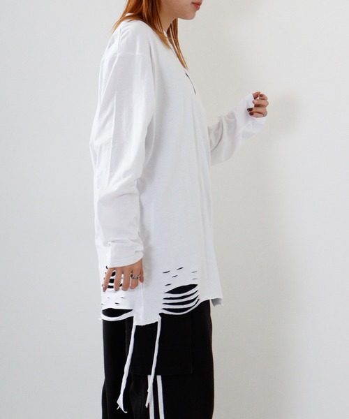 REGIEVO(レジエボ)の「Grunge long-sleeved T-shirt / グランジ加工ロンT unisex(Tシャツ/カットソー・メンズ・オフホワイト/ブラック系1/ブラック/ホワイト系1・M/L)」の15枚目の写真