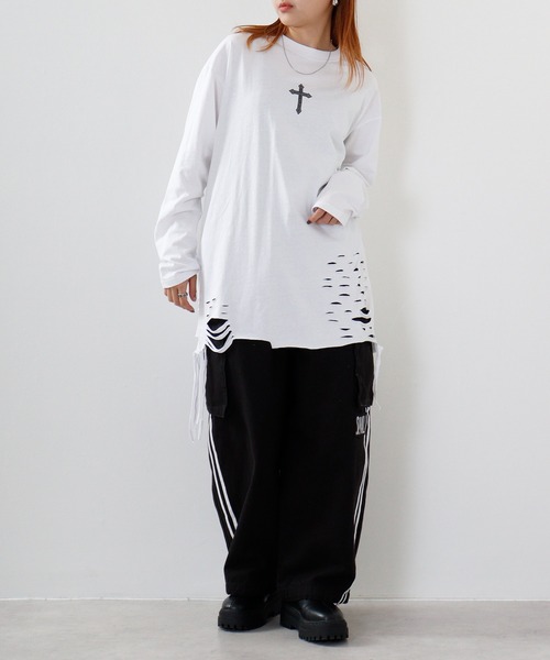 REGIEVO(レジエボ)の「Grunge long-sleeved T-shirt / グランジ加工ロンT unisex(Tシャツ/カットソー・メンズ・オフホワイト/ブラック系1/ブラック/ホワイト系1・M/L)」の13枚目の写真