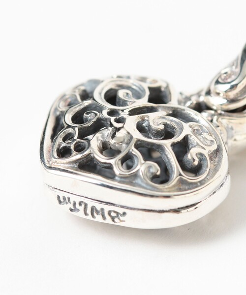 BILL WALL LEATHER(ビルウォールレザー)の「【EXCLUSIVE】Double Face Tribal Heart Pendant(ネックレス・レディース・その他・ONE SIZE)」の3枚目の写真