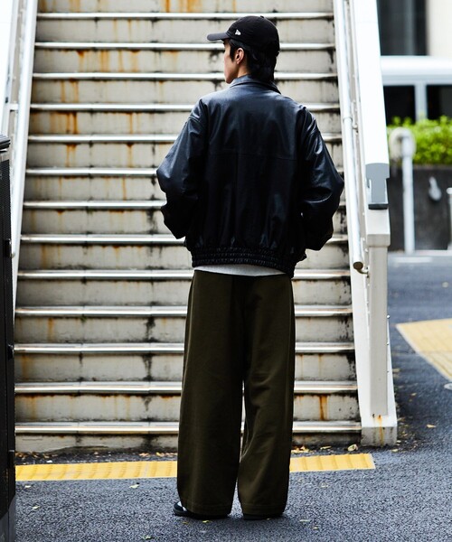 FREAK'S STORE（フリークスストア）の「FREAK’S STORE/フリークスストア ストレートシルエット ワイドチノパンツ（チノパンツ・メンズ・ブラック/オリーブ/ベージュ・LARGE/MEDIUM）」の10枚目の写真