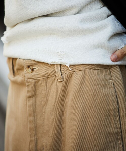 FREAK'S STORE（フリークスストア）の「FREAK’S STORE/フリークスストア ストレートシルエット ワイドチノパンツ（チノパンツ・メンズ・ブラック/オリーブ/ベージュ・LARGE/MEDIUM）」の20枚目の写真