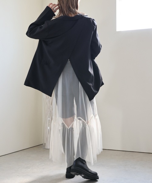 ULEULA（ウルア）の「バックスリットテーラードジャケット（テーラードジャケット・レディース・ブラック/グレー・FREE）」の4枚目の写真