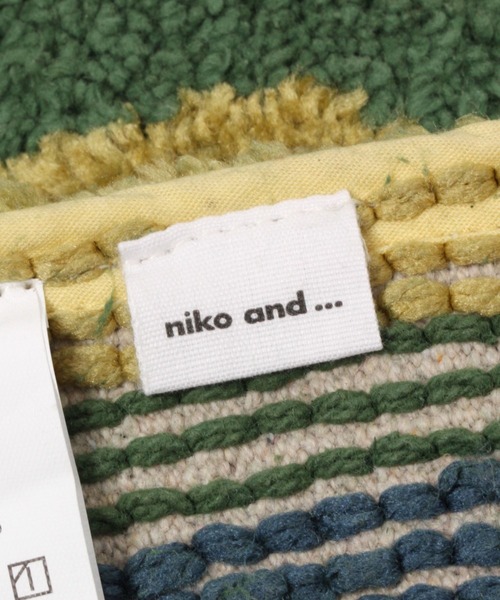 niko and...(ニコアンド)の「オリジナルオールドロゴコーナーマット(ラグ/マット・レディース・グリーン/ベージュ・0)」の7枚目の写真