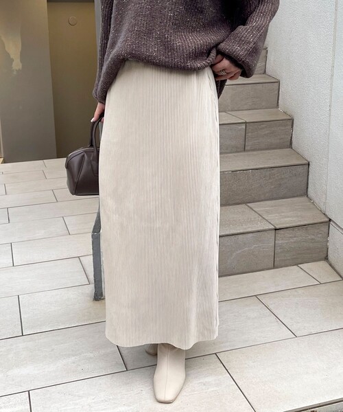 fredy emue（フレディエミュ）の「カットコールタイトスカート（スカート・レディース・グレイッシュブルー/ベージュ/ブラック・38）」の18枚目の写真