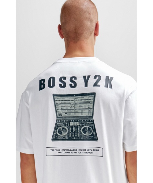 BOSS（ボス）の「【オンライン限定】シーズンアートワーク オーバーサイズフィット コットンジャージー Tシャツ（Tシャツ/カットソー・メンズ・ホワイト・L/M/S/XL/XXXL/XXL）」の3枚目の写真