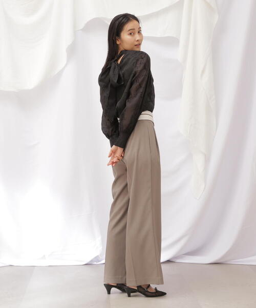 JILL by JILL STUART(ジルバイジルスチュアート)の「◇2wayボウタイフラワーフロッキーブラウス(シャツ/ブラウス・レディース・ブラック/ホワイト系その他・FREE)」の7枚目の写真