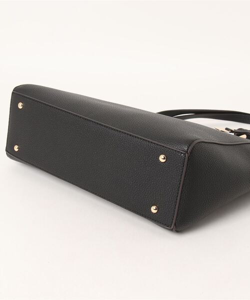 m.f.editorial（エムエフエディトリアル）の「m.f.エディトリアル レディース チャーム付き 両アオリポケットトートバッグ A4対応（ショルダーバッグ・レディース・ブラウン/ブラック・FREE）」の4枚目の写真