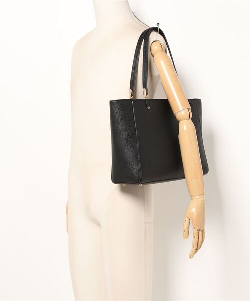 m.f.editorial（エムエフエディトリアル）の「m.f.エディトリアル レディース チャーム付き 両アオリポケットトートバッグ A4対応（ショルダーバッグ・レディース・ブラウン/ブラック・FREE）」の6枚目の写真