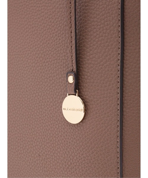 m.f.editorial（エムエフエディトリアル）の「m.f.エディトリアル レディース チャーム付き 両アオリポケットトートバッグ A4対応（ショルダーバッグ・レディース・ブラウン/ブラック・FREE）」の12枚目の写真