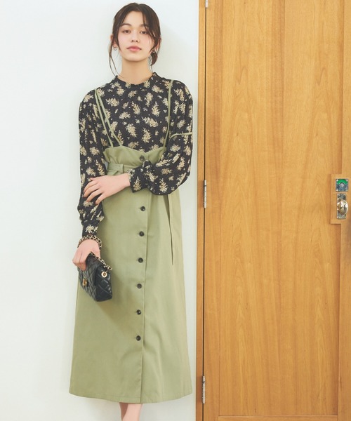 mysty woman（ミスティウーマン）の「マエボタンサス付きナロースカート 104213（スカート・レディース・チャコールグレー/ライトベージュ/グリーン系その他/イエロー・FREE）」の3枚目の写真