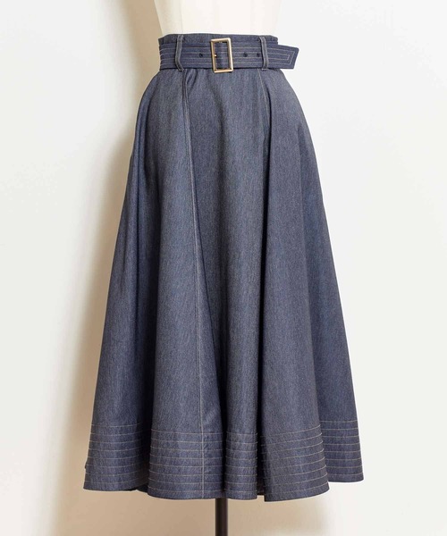 NOELA（ノエラ）の「ステッチデニムフレアスカート（デニムスカート・レディース・ダークインディゴブルー/インディゴブルー・S/M）」の17枚目の写真