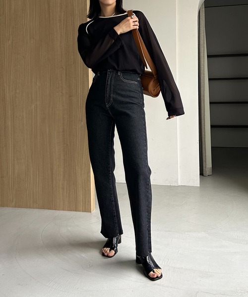 AGAWD(アガウド)の「〈AGAWD/アガウド〉パイピングラグランTシャツ(Tシャツ/カットソー・レディース・ブラック/ベージュ・FREE)」の5枚目の写真