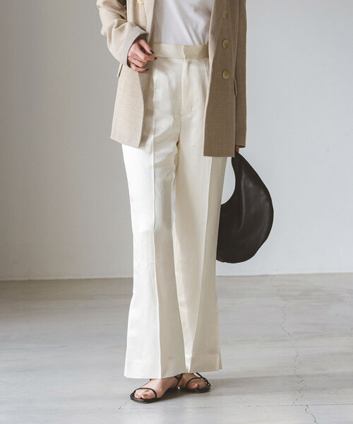 Noble(ノーブル)の「サテンサイドダブルスリットパンツ(その他パンツ・レディース・ホワイト系その他/ライトグレー・38/36/40/34)」の14枚目の写真