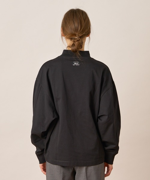 ALLUMER（アリュメール）の「ドルマンスリーブモックネックTシャツ（Tシャツ/カットソー・レディース・ブラック/ホワイト・1）」の17枚目の写真