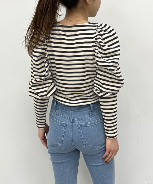 U by SPICK&SPAN(ユーバイスピックアンドスパン)の「ギャザースリーブボーダープルオーバー(Tシャツ/カットソー・レディース・ブラック・FREE)」の11枚目の写真