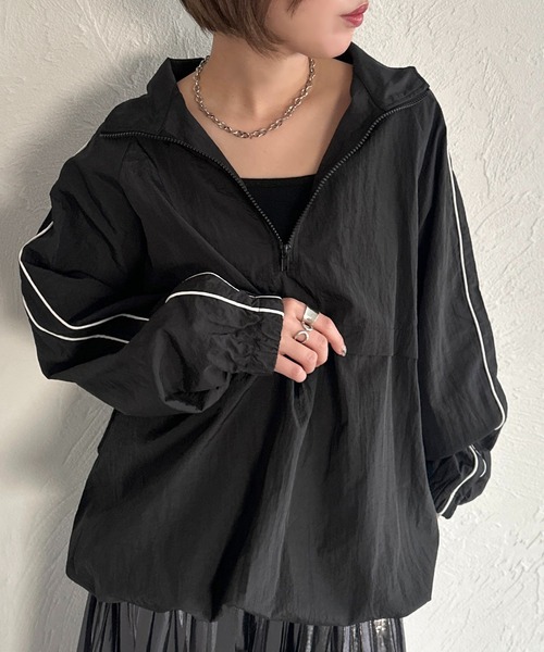 apres jour mignon(アプレジュールミニョン)の「パイピングアノラック【ZOZOTOWN限定アイテム】(その他トップス・レディース・ブラック/レッド/オフホワイト/グレー・X-LARGE/フリー)」の3枚目の写真