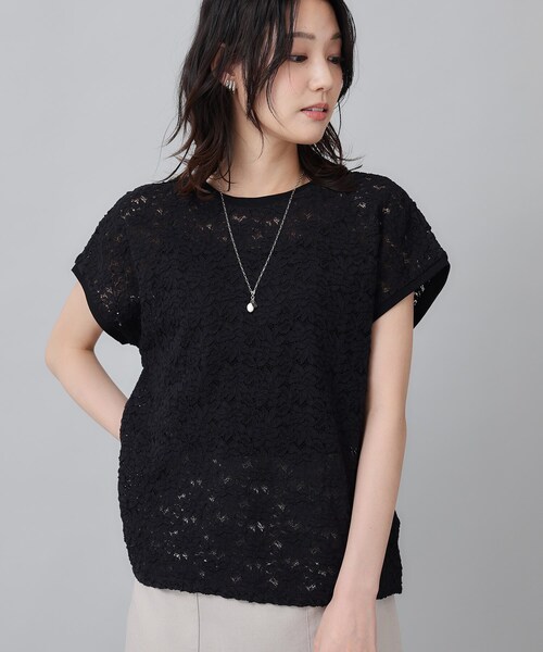UNTITLED(アンタイトル)の「◆【華やか/ストレッチ/スーツインナー】シュリンクレース(Tシャツ/カットソー・レディース・オフホワイト/ブラック・00/02/04/44/48/50)」の10枚目の写真