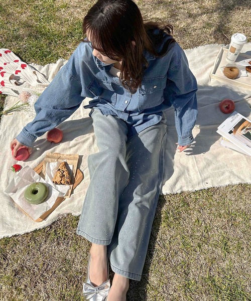 apres jour clair(アプレジュールクレア)の「【apres jour clair】刺繍デザインデニムシャツ【ZOZOTOWN限定アイテム】(シャツ/ブラウス・レディース・ブラック/ライトブルー・X-LARGE/フリー)」の13枚目の写真