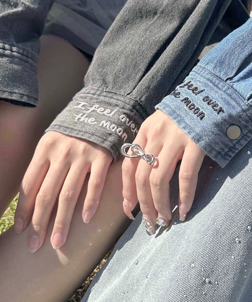 apres jour clair(アプレジュールクレア)の「【apres jour clair】刺繍デザインデニムシャツ【ZOZOTOWN限定アイテム】(シャツ/ブラウス・レディース・ブラック/ライトブルー・X-LARGE/フリー)」の7枚目の写真