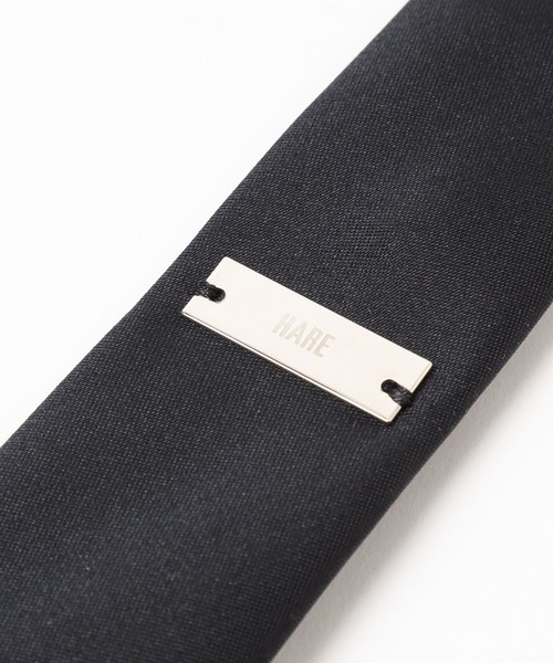 HARE（ハレ）の「スクエアプレートナロータイ(HARE)（ネクタイ・メンズ・ブラック・FREE）」の9枚目の写真